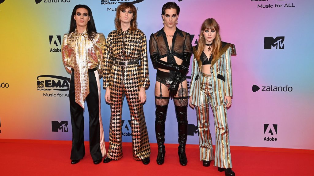 I Maneskin premiati come miglior band rock agli Ema