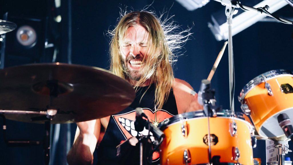 Foo Fighters in un concerto tributo per Taylor Hawkins