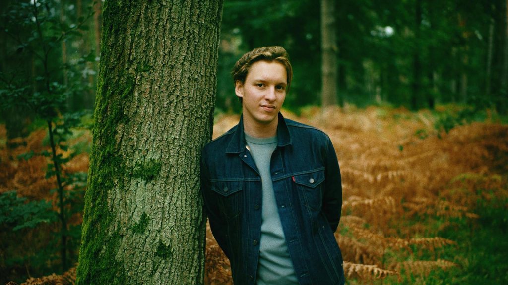 George Ezra pubblica il suo album più personale