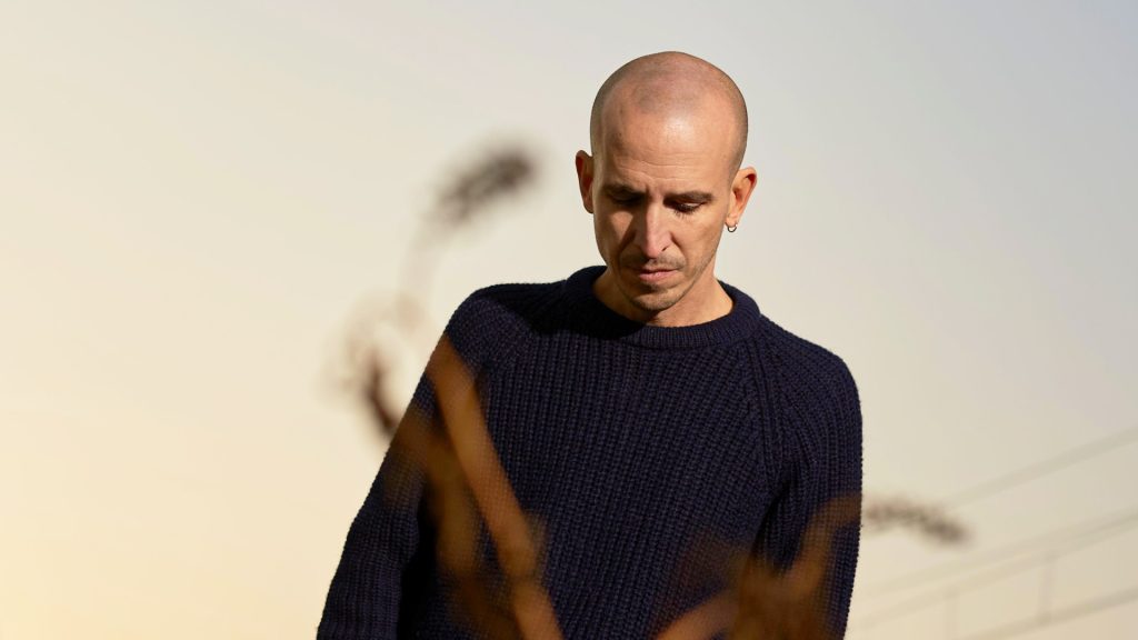 Giovanni Truppi è tornato con una nuova canzone