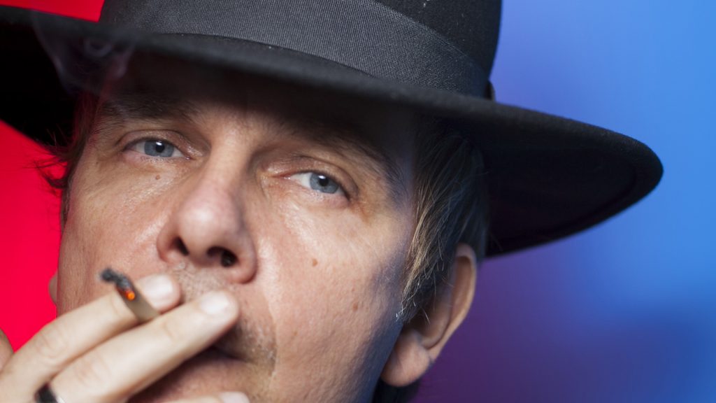 Ricky Ferranti esce con "Nuovi eroi"