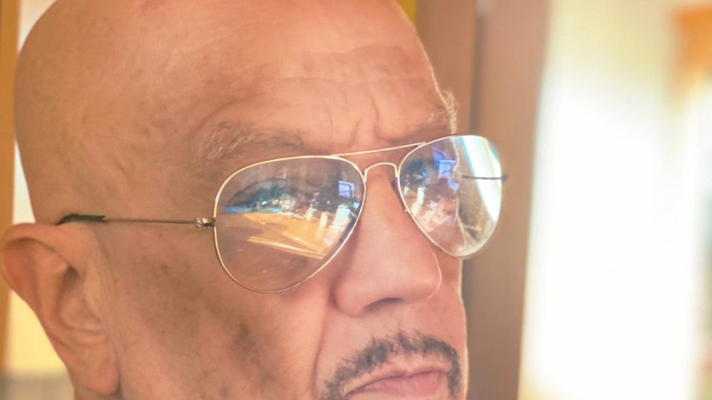 Enrico Ruggeri porta "La rivoluzione" in tour