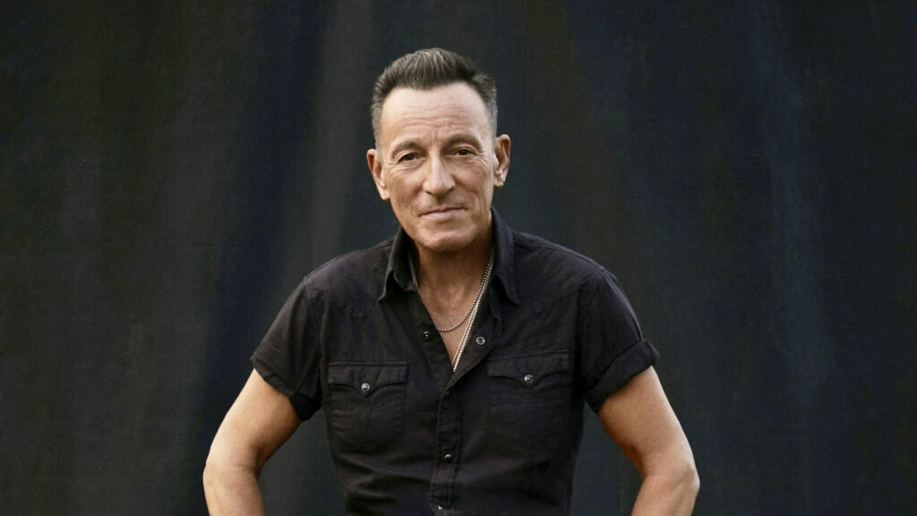 Bruce Springsteen canta i successi soul