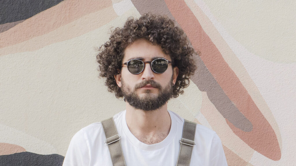 Mattia Faes: anteprima video di "Solsbury Hill"
