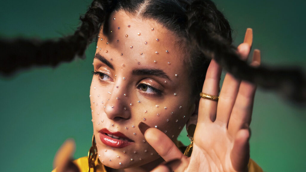 Diora Madama feat. Melancholia: "Benzo"
