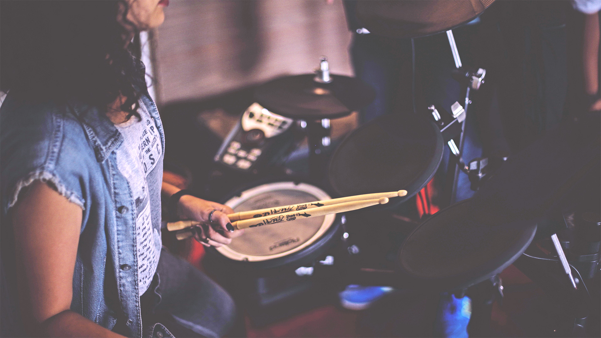 Indie Music: definizione, opportunità e sfide per i Musicisti Indipendenti