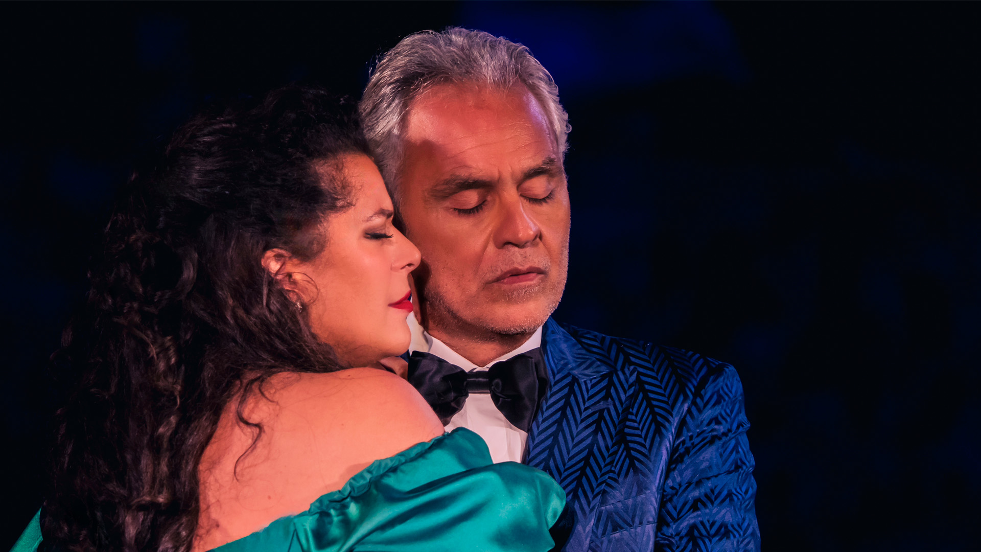 Leyla Martinucci in duetto con Bocelli