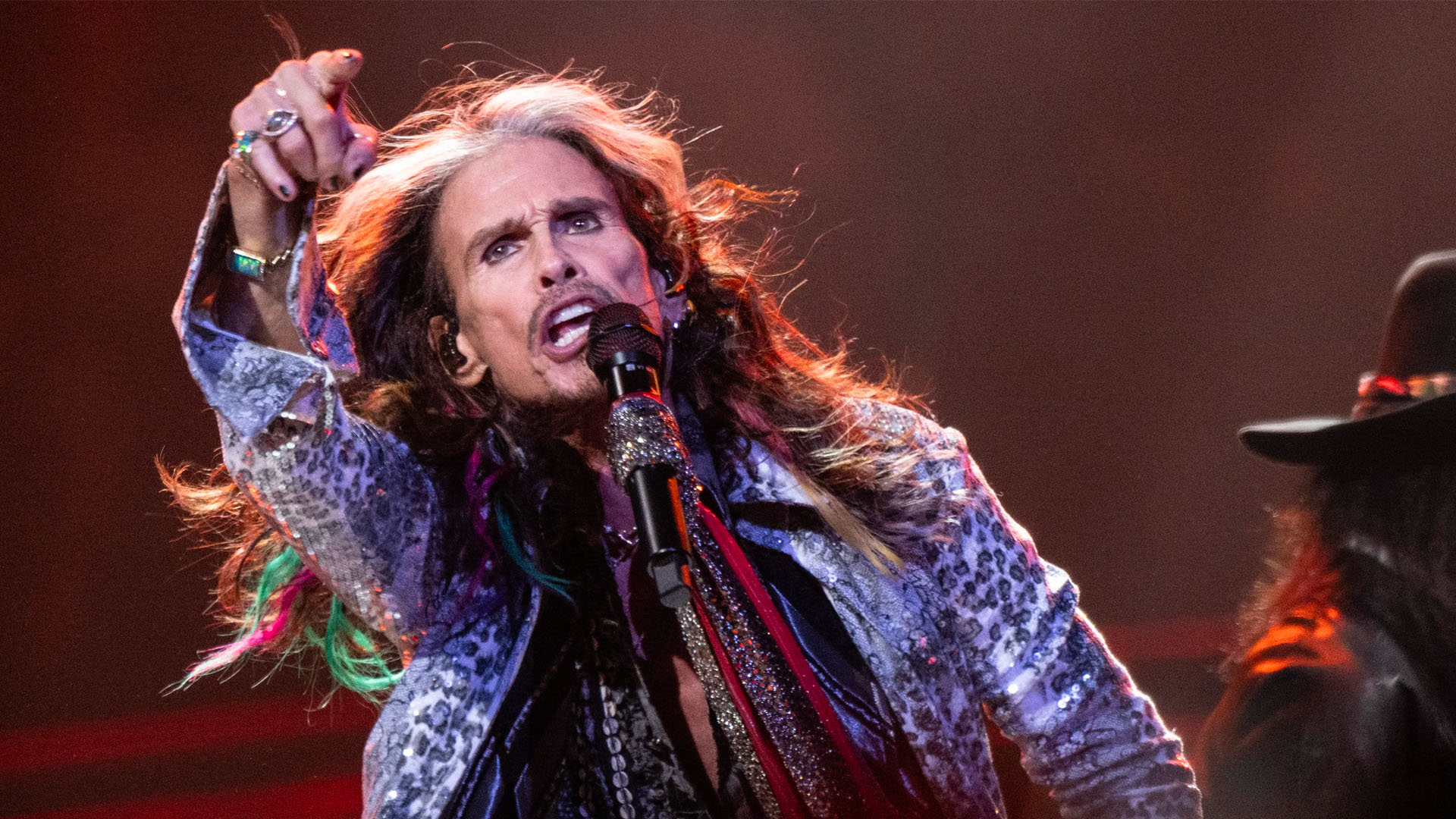 Steven Tyler guarito: gli Aerosmith riprendono la tournée "Peace Out"