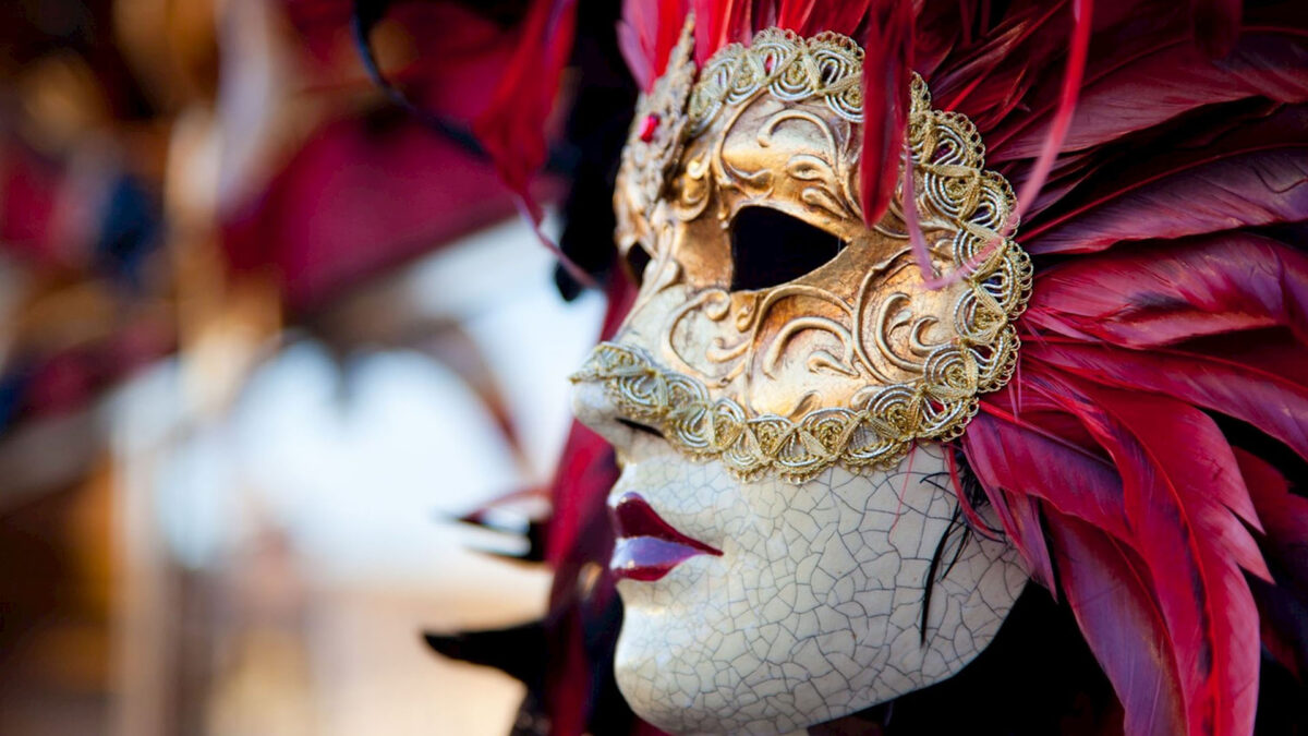 Artigianato veneziano: alla scoperta di maschere e vetri soffiati