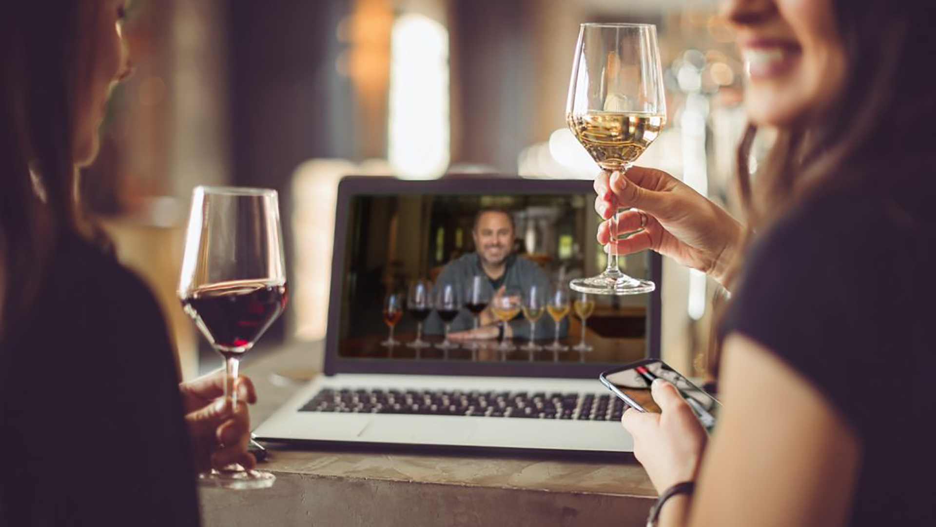 Degustazione vino online: come funziona lo smart tasting