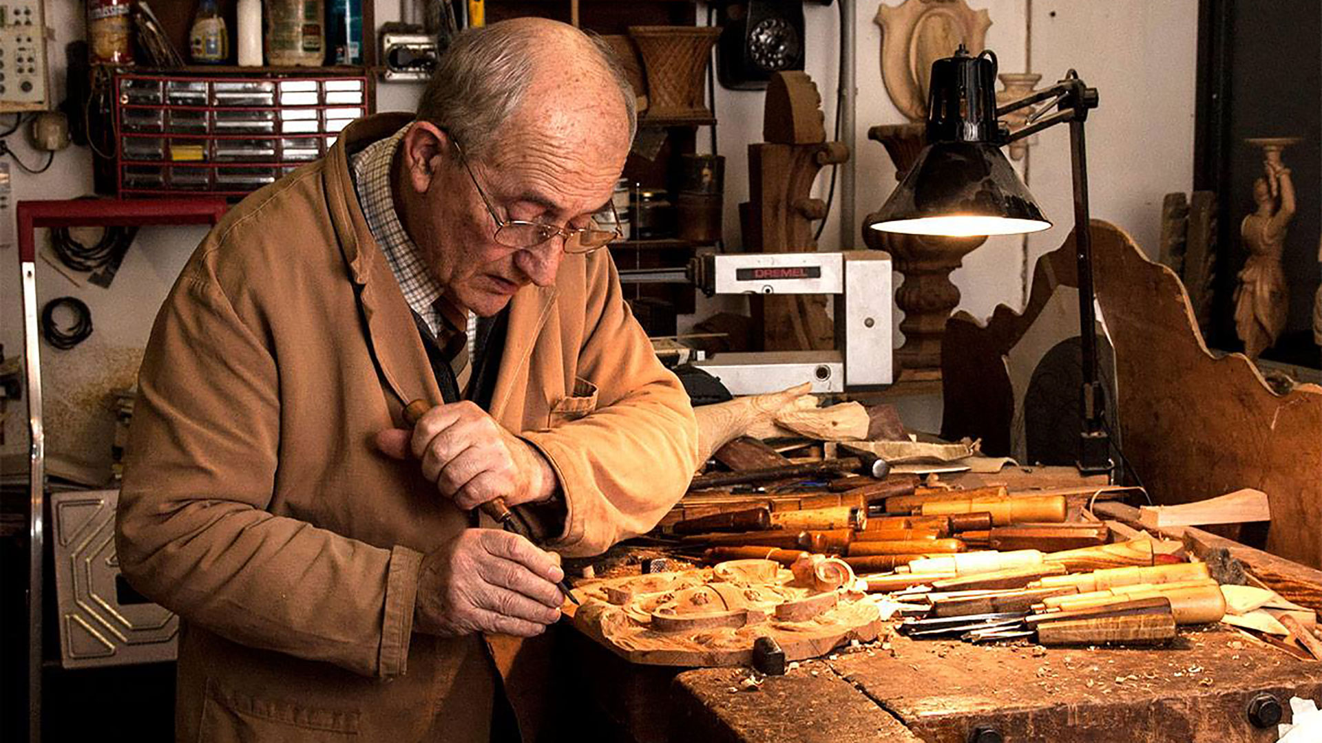 Artigianato del legno in Italia: viaggio tra storia e innovazione