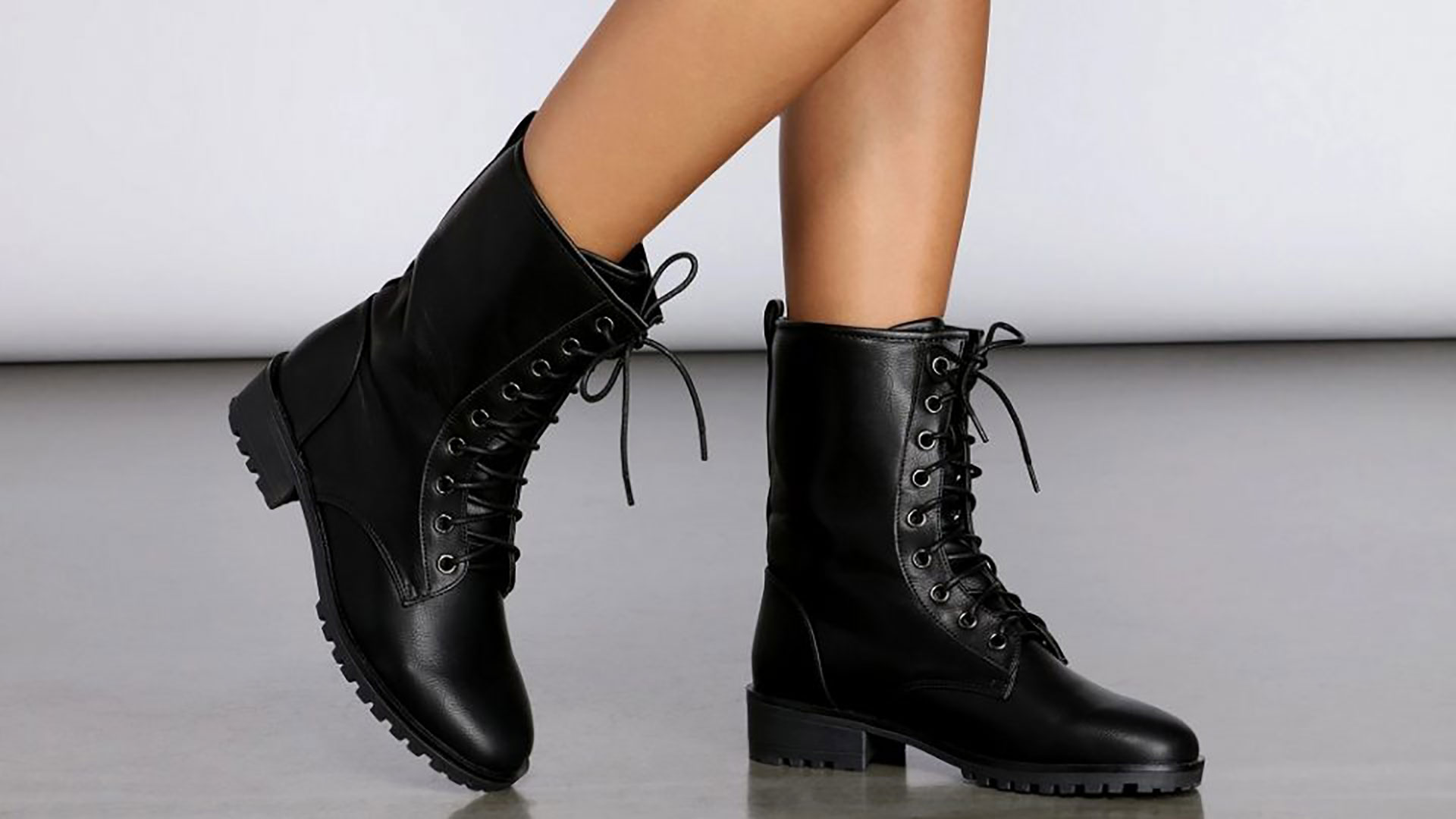 Combat-Boots