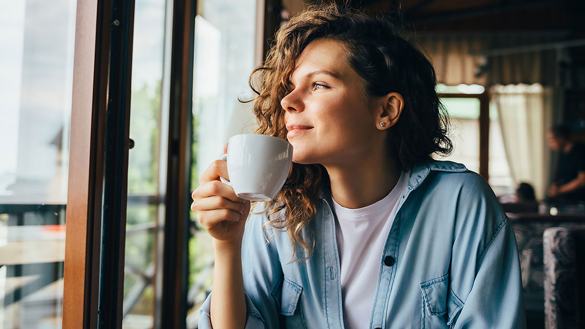 Sai cosa sono i bar senza tazze? Scopri la nuova idea ecologica