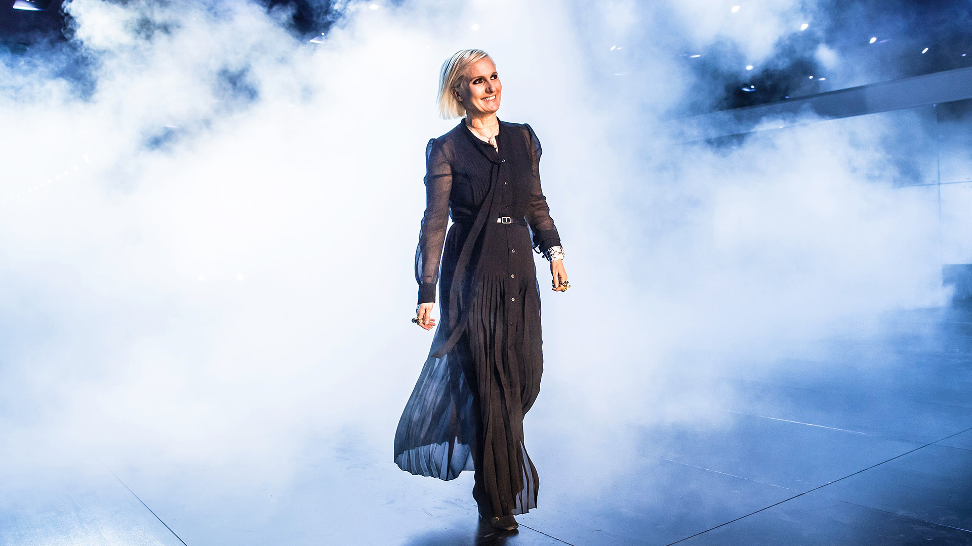 Dior Cruise 2022 Atene: il peplo sporty della maison fa rivivere il mito greco