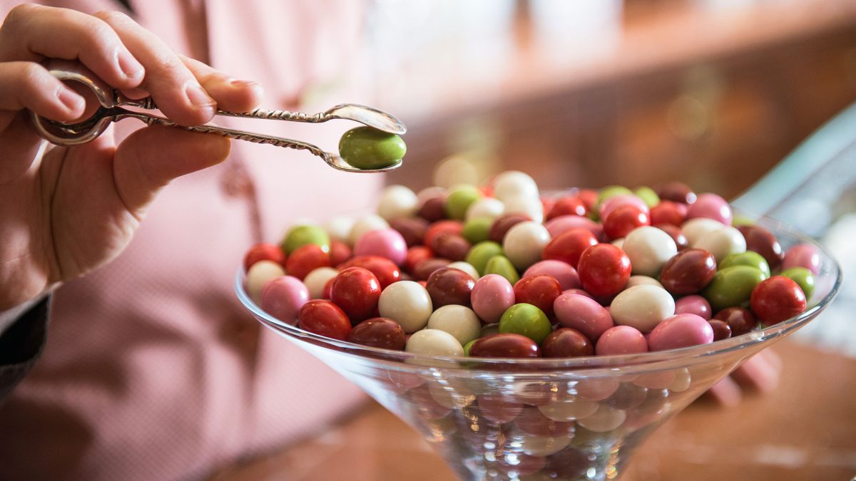 Confetti di Sulmona: storia e curiosità dei più famosi dolci da cerimonia