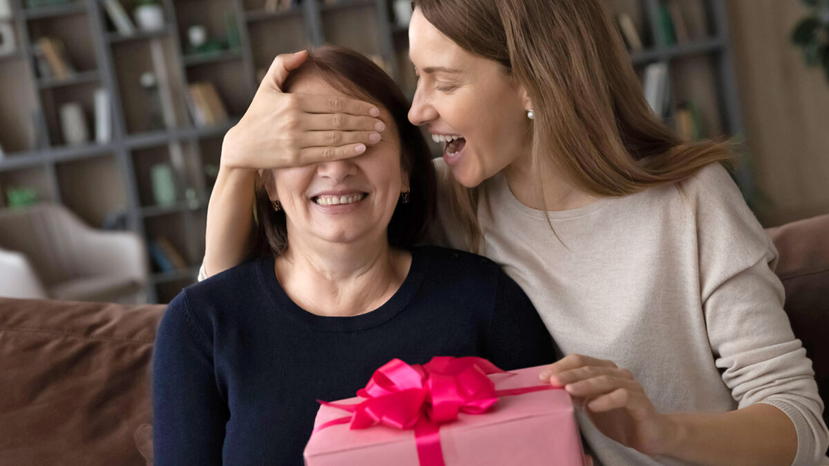 Festa della mamma, i regali retrò per sorprenderla